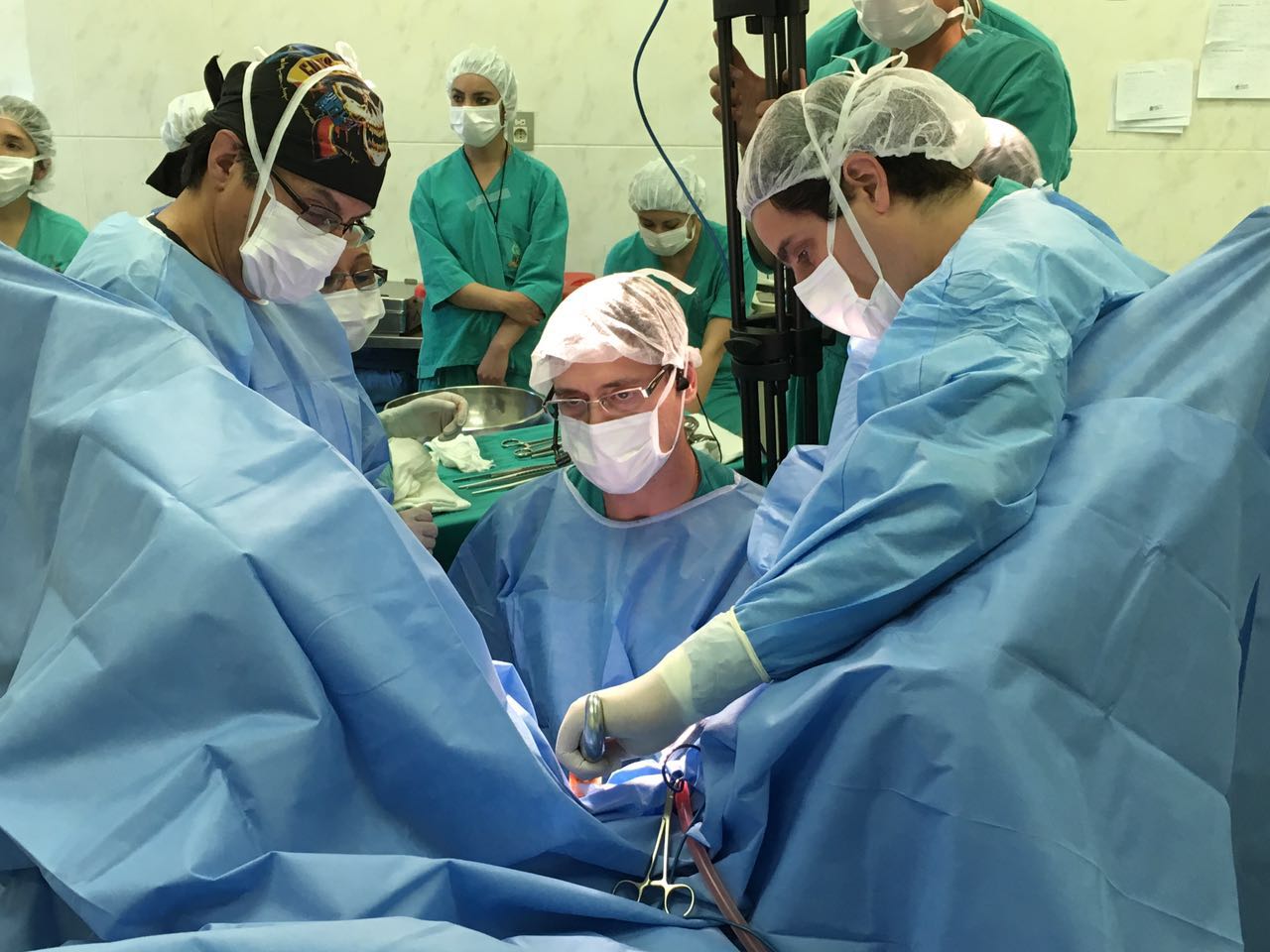Dr. Del Longo en acción 1